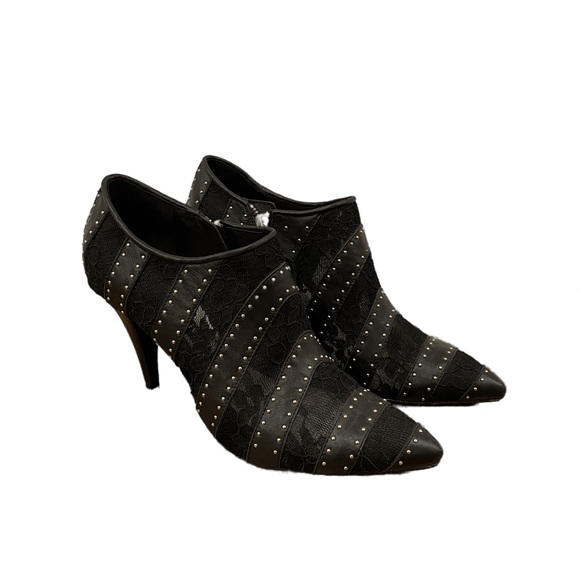 Alice + Olivia Calissa Studded Heel Lace Ankle Booties Pointed Toe Women’s sz 8 - Picture 1 of 14